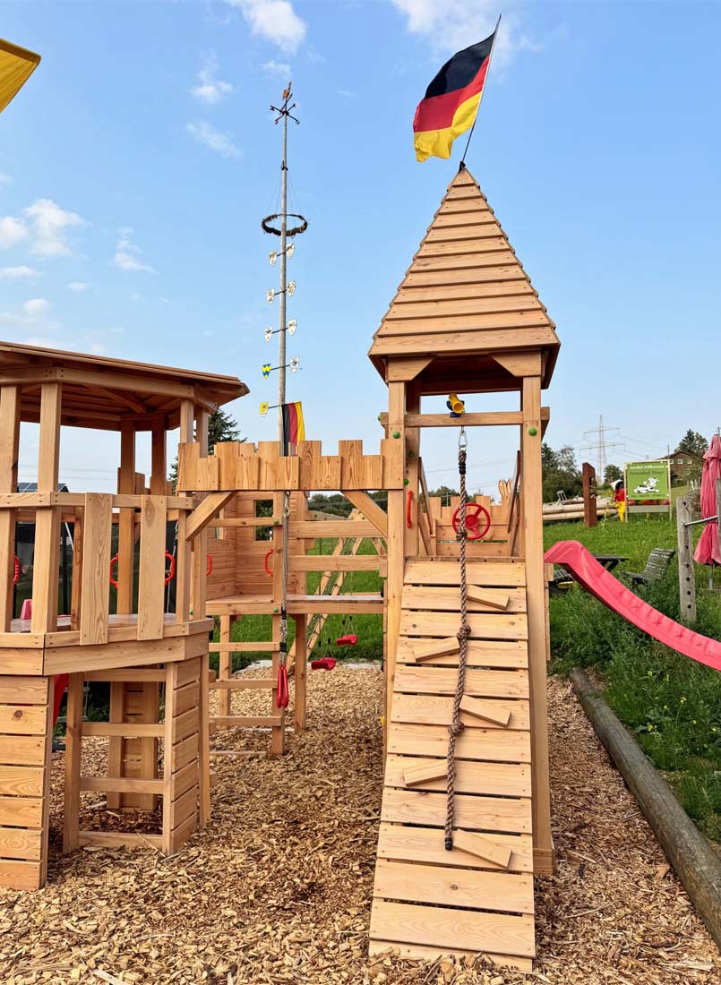 Kletterseil am Kinderturm.